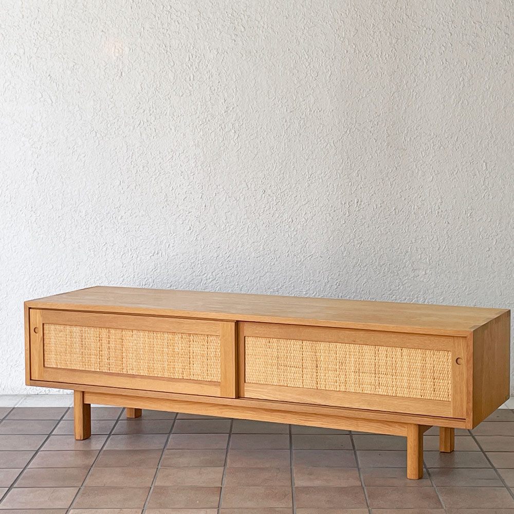 展示品　カーフ karf オーク材　収納　キャビネット　北欧　モダン　テレビ台 カーフ Karf カノ KANO テレビボード AVボード オーク無垢材 ラタン