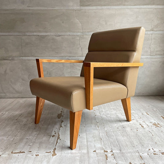 トラックファニチャー TRUCK FURNITURE ロビー LOBBY 1Pソファ 1人掛け ラウンジソファ タモ無垢材 ベージュ系 レザー 合皮 廃番希少 ♪