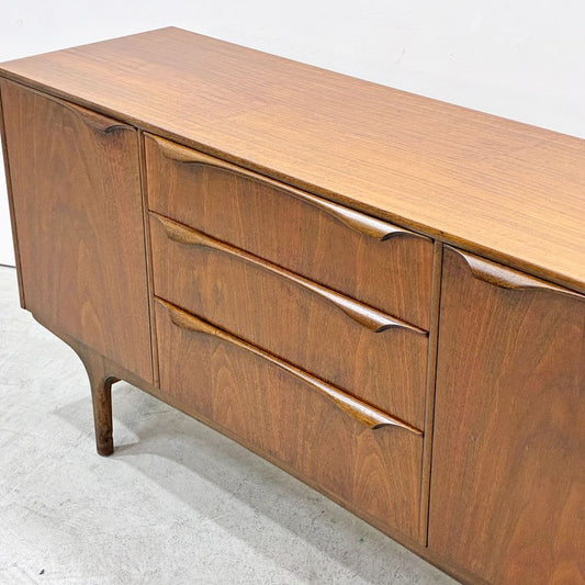 サトクリフ オブ トッドモーデン Sutcliffe of Todmorden チーク材 サイドボード 3ドロワー UKビンテージ 英国家具 ミッドセンチュリー ●
