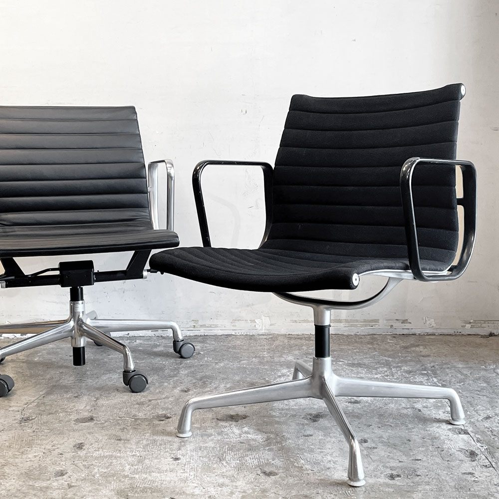 ハーマンミラー Herman Miller イームズアルミナムグループ マネジメントチェア デスクチェア アルミバフベース ファブリック 固定脚 4本脚 C&Rイームズ ■