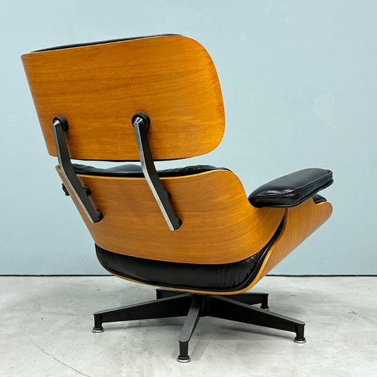 ハーマンミラー Herman Miller イームズラウンジチェア&オットマン ブラックレザー ウォールナット C&Rイームズ ミッドセンチュリー 1999年製 ◎