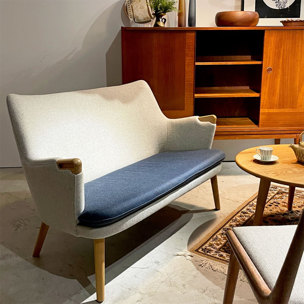 カールハンセン&サン Carl Hansen & Son CH72 ミニベアソファ 2Pソファ オーク材 オイル仕上げ ハンス・J・ウェグナー 定価¥884,400- ●