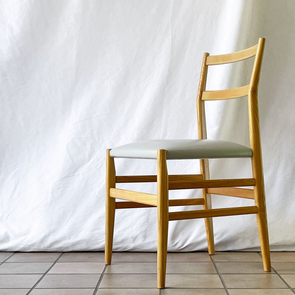 カッシーナ Cassina 646 ダイニングチェア アッシュ材 レザー ジオ