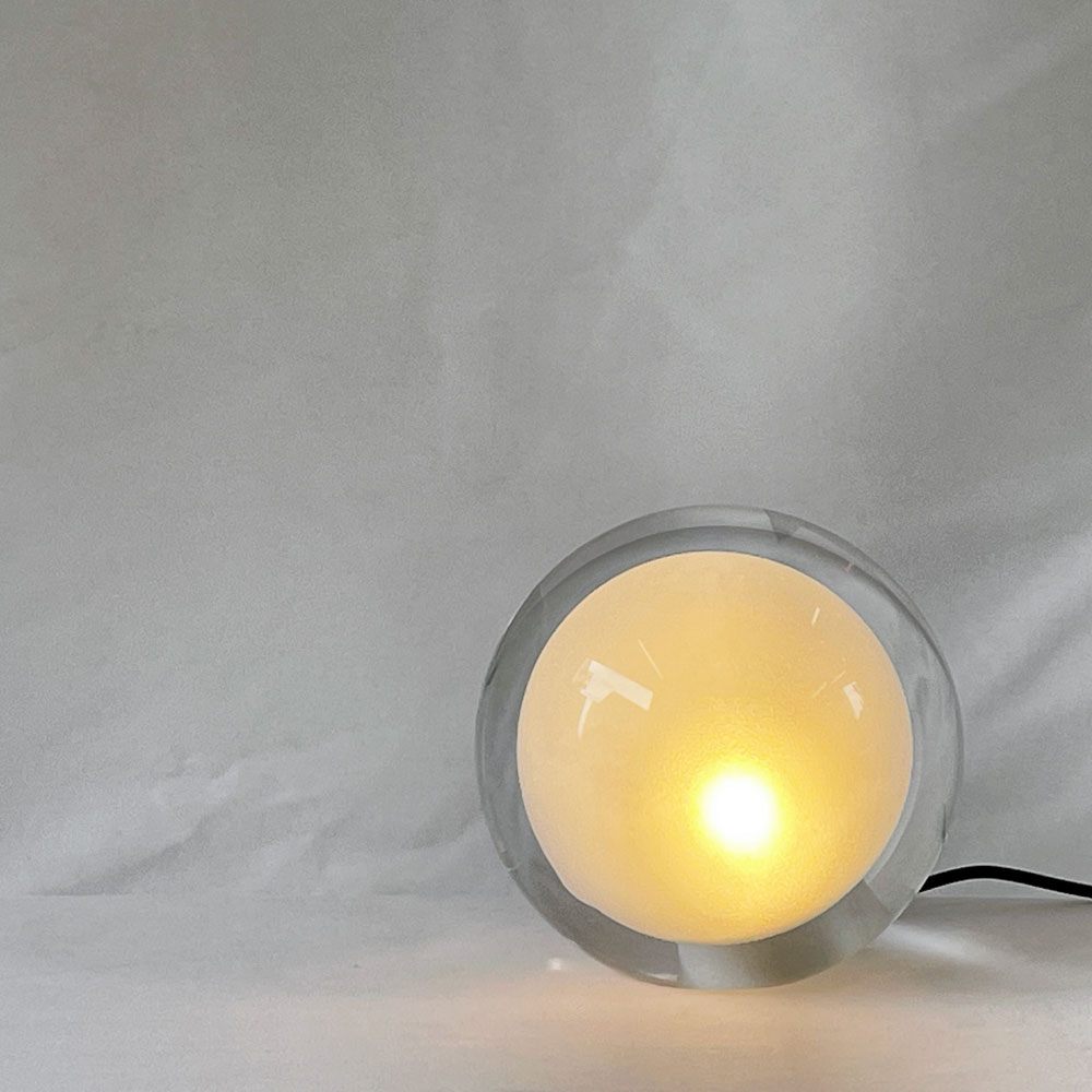 吉岡徳仁　ティアドロップ　LED Tear Drop テーブルランプ：ホーム