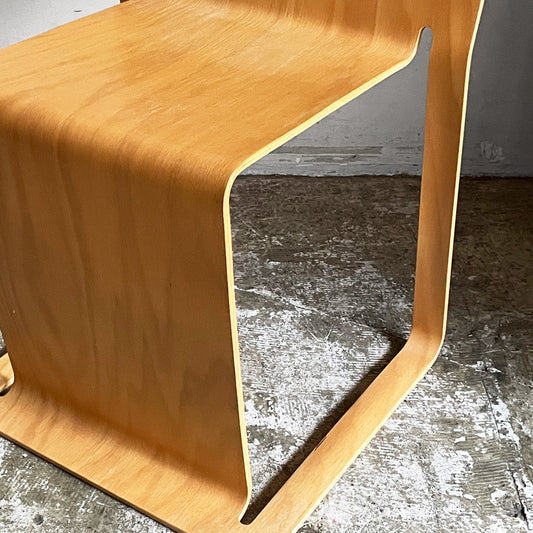 アイフォーム Iform ヴォクシア Voxia エコ eco プライウッド ダイニングチェア 板座 スタッキング ピーター・カーフ peter kaepf スウェーデン 北欧家具 ■