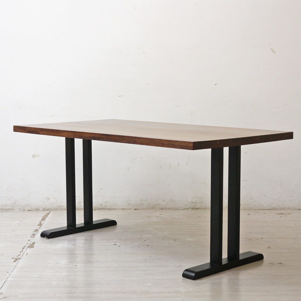 アズール AZURE ダイニングテーブル ウォールナット材 無垢材 w150cm