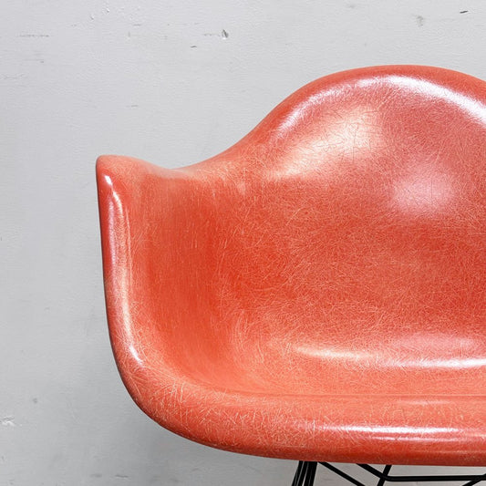 ハーマンミラー Herman Miller 2ndビンテージ アームシェルチェア FRP製 レッドオレンジ ロッカーベース C&R イームズ ミッドセンチュリー ●