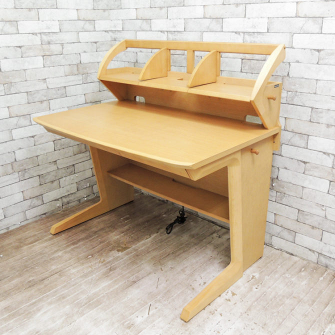 東京工場 【送料込み】カリモク　karimoku 机　テーブル ダイニングテーブル