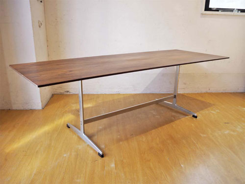 コーヒーテーブル Model3571の画像です。