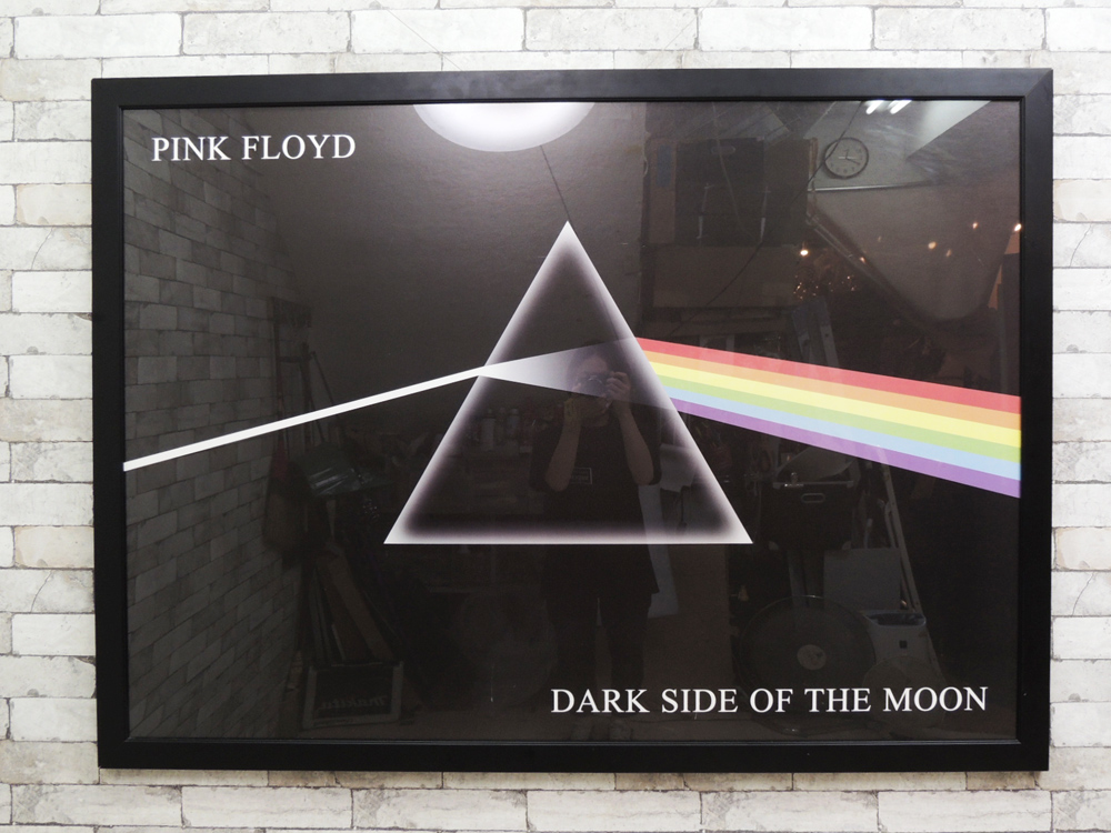 ピンクフロイド Pink Floyd 狂気 アルバムジャケット 大判ポスター 木製フレーム付 特注 アートのための音楽 と 音楽のためのアート 家具を売るならtokyo Recycle Imption家具を売るならtokyo Recycle Imption