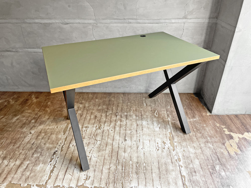 かなでもの KANADEMONO ザ・テーブル THE TABLE リノリウム Olive × X 