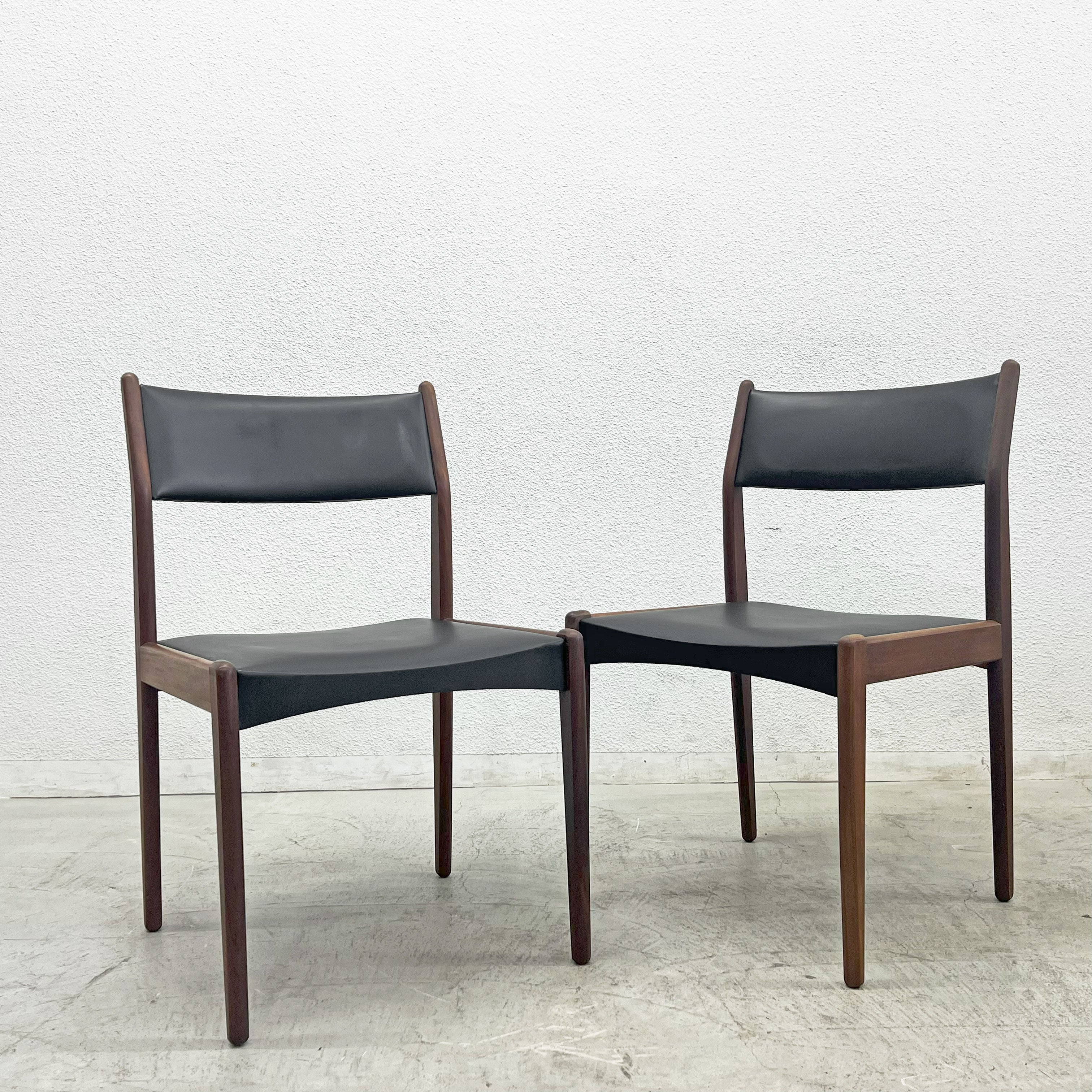 【登戸BASE店】デンマーク ビンテージ チーク材 ダイニングチェア 合成皮革 ダークブラウン ブラック 北欧 2脚 買取させていただきました。