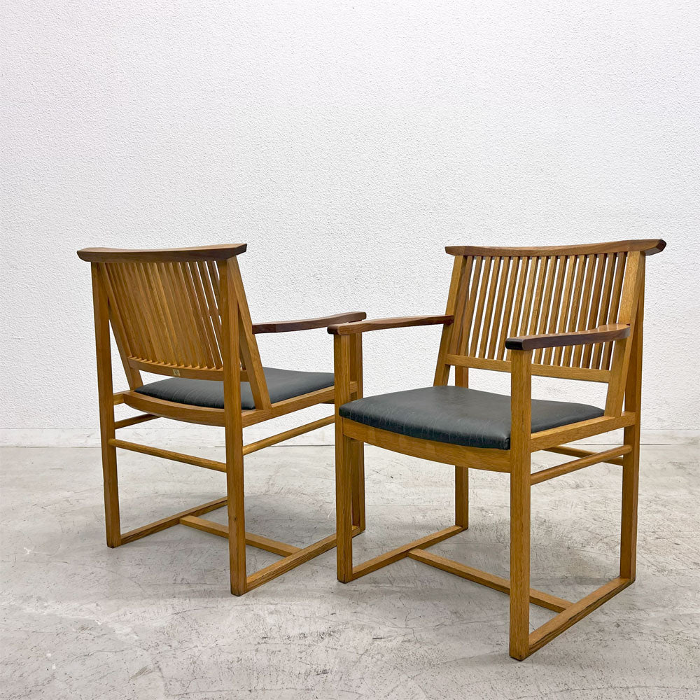 【登戸BASE店】高山ウッドワークス WAZA アームチェア W532K オーク×ウォールナット 合皮 岩倉榮利 柏木工製造 2脚 買取させていただきました。