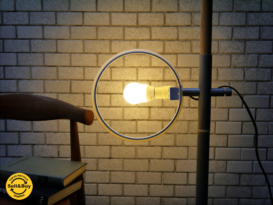 イデー IDEE ソロ SOLO フロアランプ FLOOR LAMP スタンドライト ホワイトアッシュ×スチール ～心地良い光のリズムを奏でる照明。～ 【 買取と販売とレンタルのお店 】