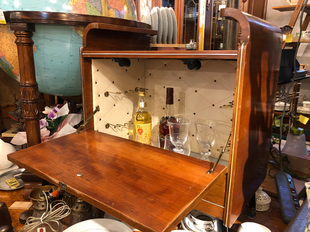 WK barget london ランプ付き カクテルキャビネット バーキャビネット UKビンテージ Vintage 英国家具 ～お家時間にお酒のバリエーションを。～