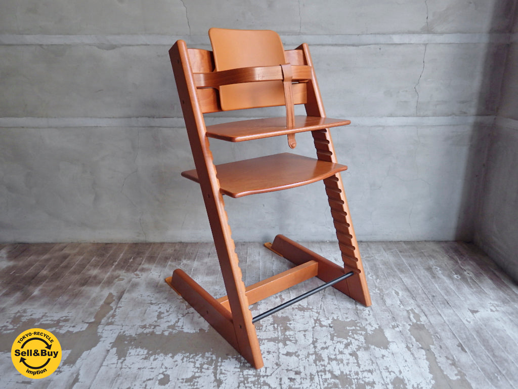 ストッケ STOKKE トリップトラップ TRIPP TRAPP 新型 キッズ ベビーチェア チェリー材 プラスチック ガード ベルト グライダー 付き　中古品 買い取りしました。学芸大学店 出張買取もお任せ下さい。