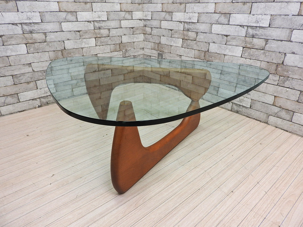 イサムノグチ Isamu Noguchi コーヒーテーブル Coffee Table ガラス天板厚1.9mm リプロダクト品 デザイナーズ家具 名作  中古品 買い取りしました。