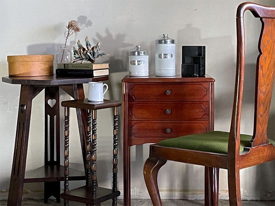 NEW ARRIVAL vitage small furniture Jiyugaoka