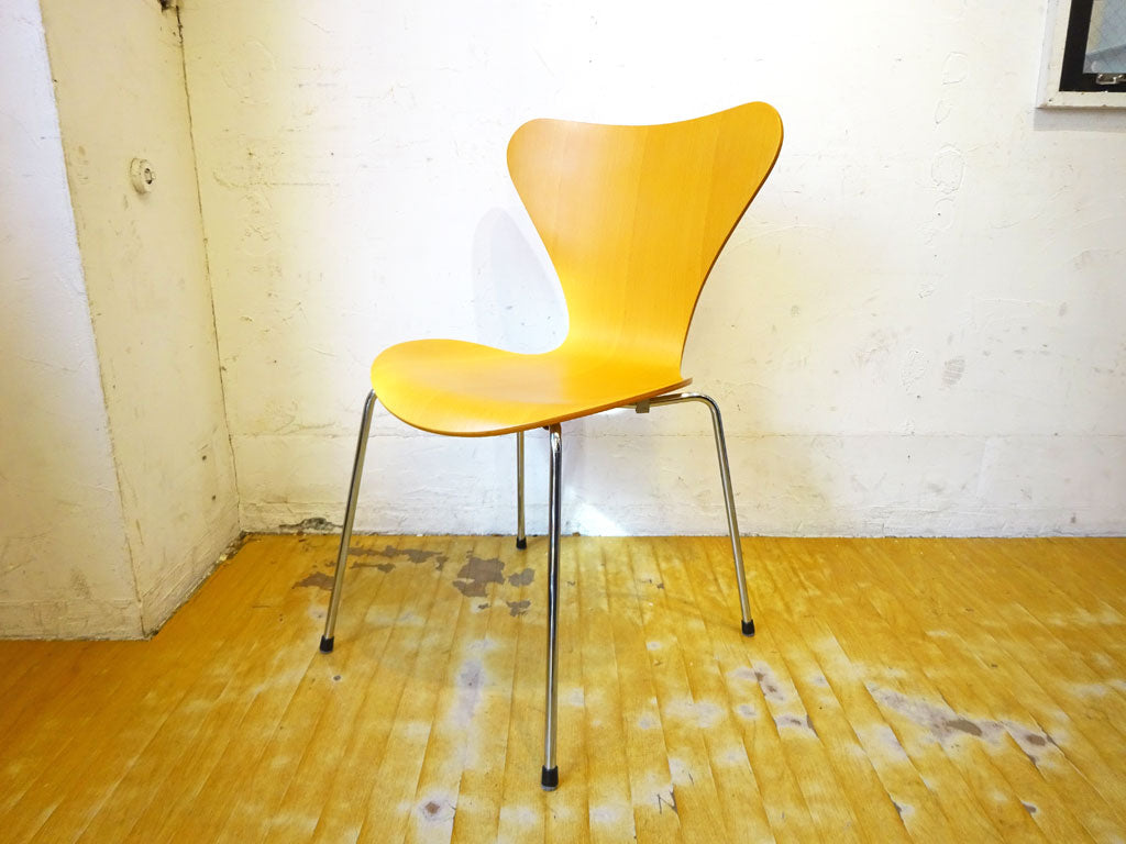 フリッツハンセン Fritz Hansen セブンチェア ビーチ材 ナチュラル アルネ・ヤコブセン 下北沢店 中古品 買い取りしました。
