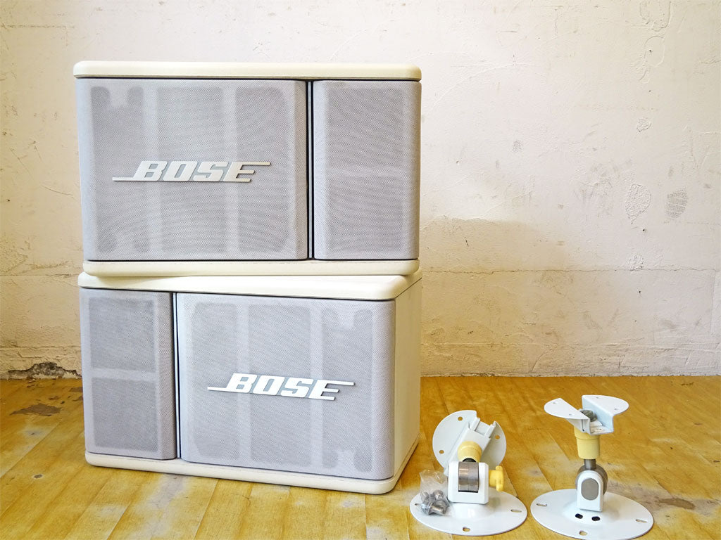 ボーズ BOSE 301 AVM AVモニタースピーカーペア AV MONITOR SPEAKER ホワイト スピーカーペア 天吊り用金具付 動作品 下北沢店 中古品 買い取りしました。