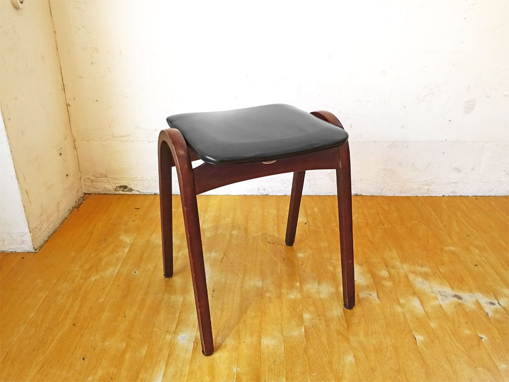 秋田木工 Akimoku No.202 剣持スツール 剣持勇 スタッキングスツール PVCレザー ビンテージ レトロ B 中古品 買い取りしました。