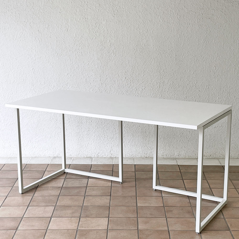  【用賀店】ビスレー BISLEY デスクプラン DESK PLAN Lフット ワーキングテーブル W150cm デスク ホワイト メラミン天板 オフィス 英国 買取させていただきました。