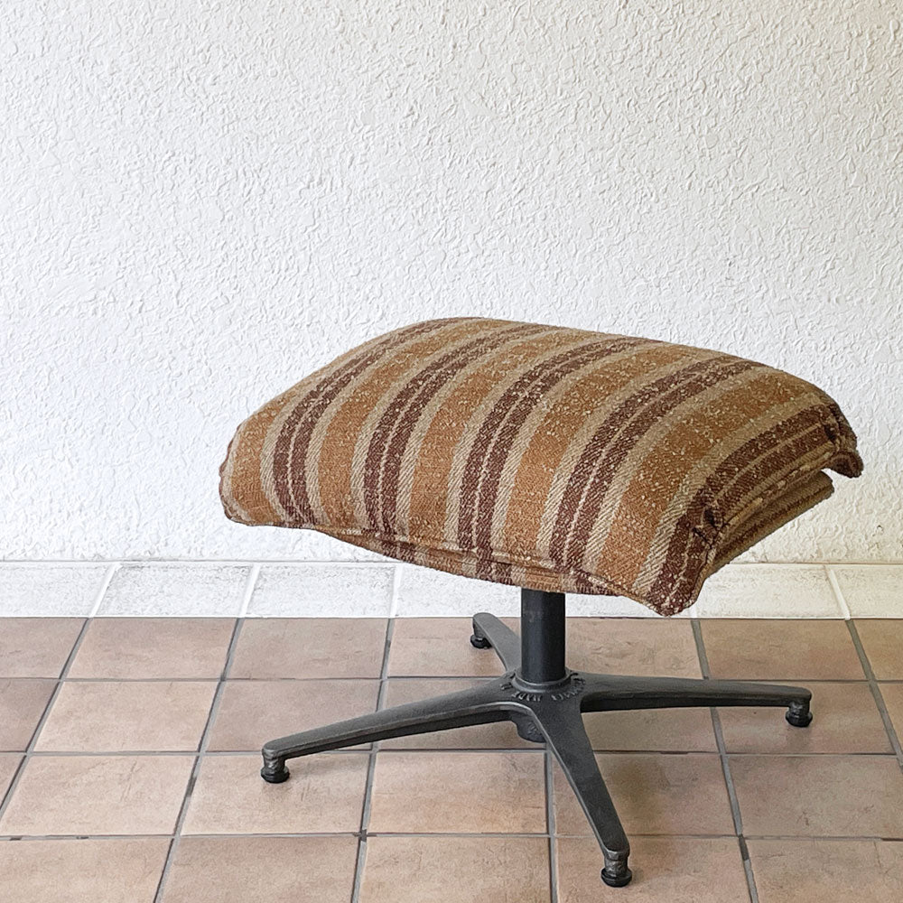  【用賀店】トラックファニチャー TRUCK FURNITURE ラグタイム ロッキングチェア オットマン RAGTIME ROCKING CHAIR OTTOMAN F-51 買取させていただきました。
