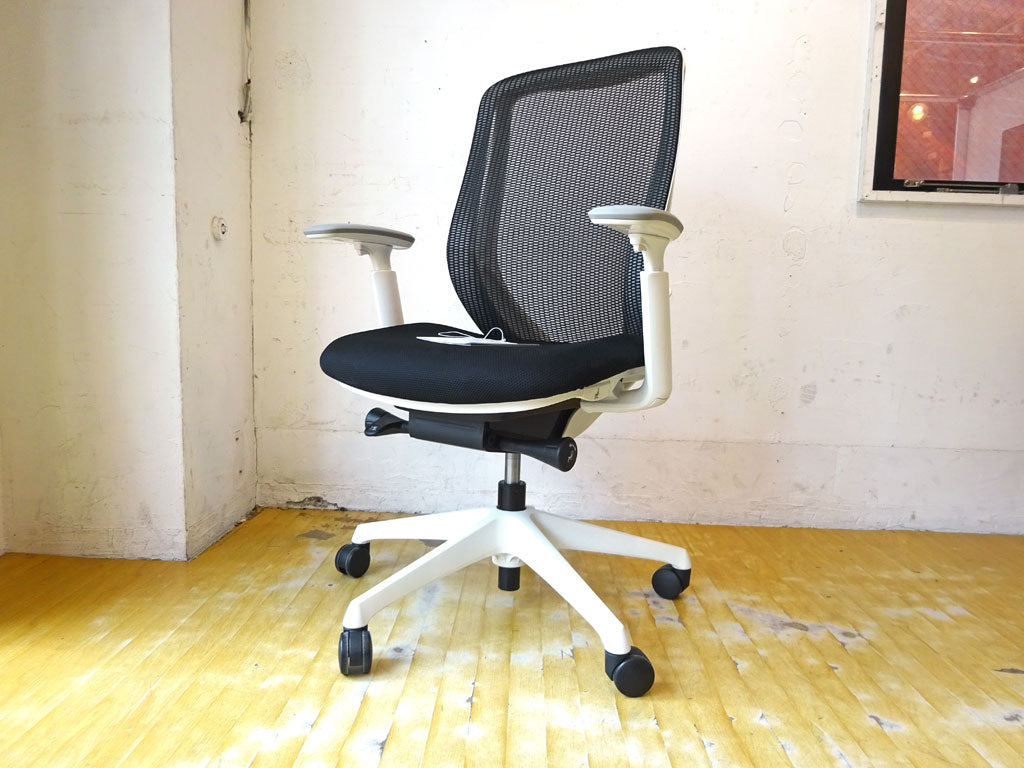 オカムラ Okamura  シルフィー Sylphy オフィスシーティング リクライニング 昇降機能付き 下北沢店 中古品 買い取りしました。