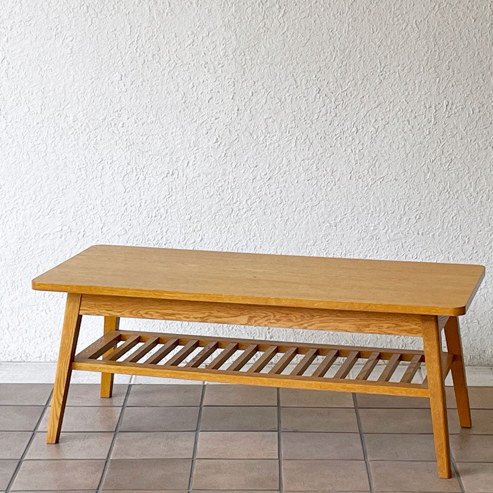  【用賀店】パシフィックファニチャーサービス P.F.S. ローテーブル DH TEA TABLE WITH SHELF Sサイズ W102cm ナラ材 ライトブラウン マガジンラック付 買取させていただきました。
