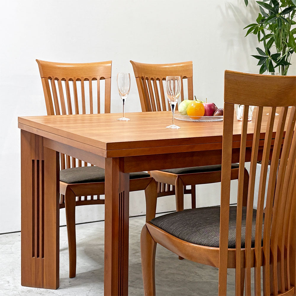 カッシーナ Cassina ベルリーノ Berlino エクステンション ダイニングテーブル チェリー材 W145-205-265cm チャールズ・レニー・マッキントッシュ C.R.Mackintosh イタリアモダン ～格子のキアロスクーロ～