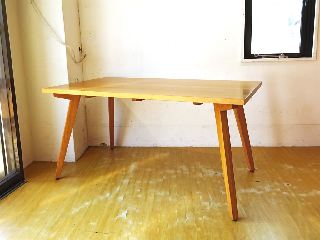 イバタインテリア Ibata Interior ダイニングテーブル オーク材 W140cm ナチュラルモダン 北欧スタイル 飛騨の家具 中古品 買い取りしました。