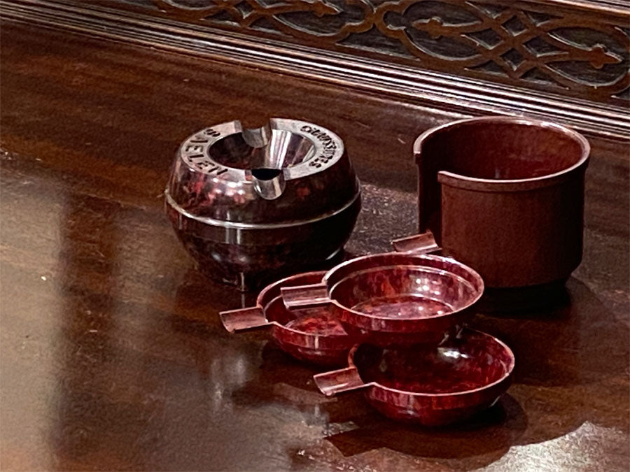 アンティーク Antique ベークライト製 BAKELITE ASHTRAY アシュトレイ 灰皿 ～消せない品～