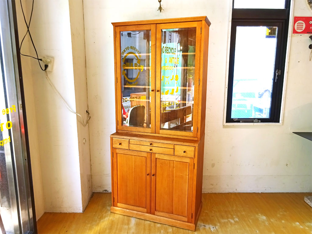 ナチュラルモダン アルダー材 食器棚 カップボード Cupboard 幅 85ｃｍ オイル仕上げ 上下分割搬入可能 中古品 買い取りしました。