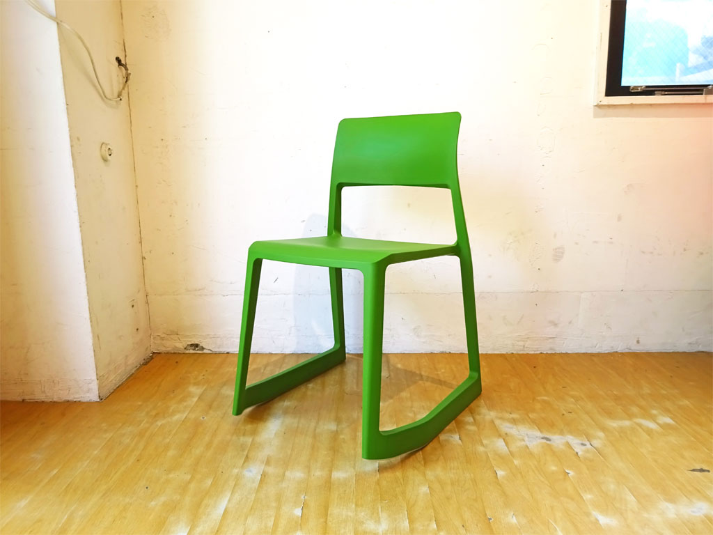 ヴィトラ Vitra ティプトン Tip Ton チェア デスクチェア ダイニングチェア スタッキングチェア カクタス グリーン チルト機能 定価:\33,000- 中古品 買い取りしました。