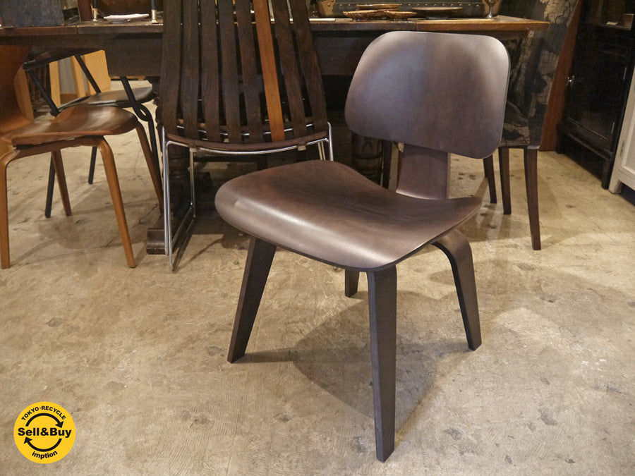 ハーマンミラー Herman Miller イームズ Eams プライウッド ダイニング チェア LCW ブラック 　中古品 買い取りしました！ 自由が丘店 出張買取もお任せください。