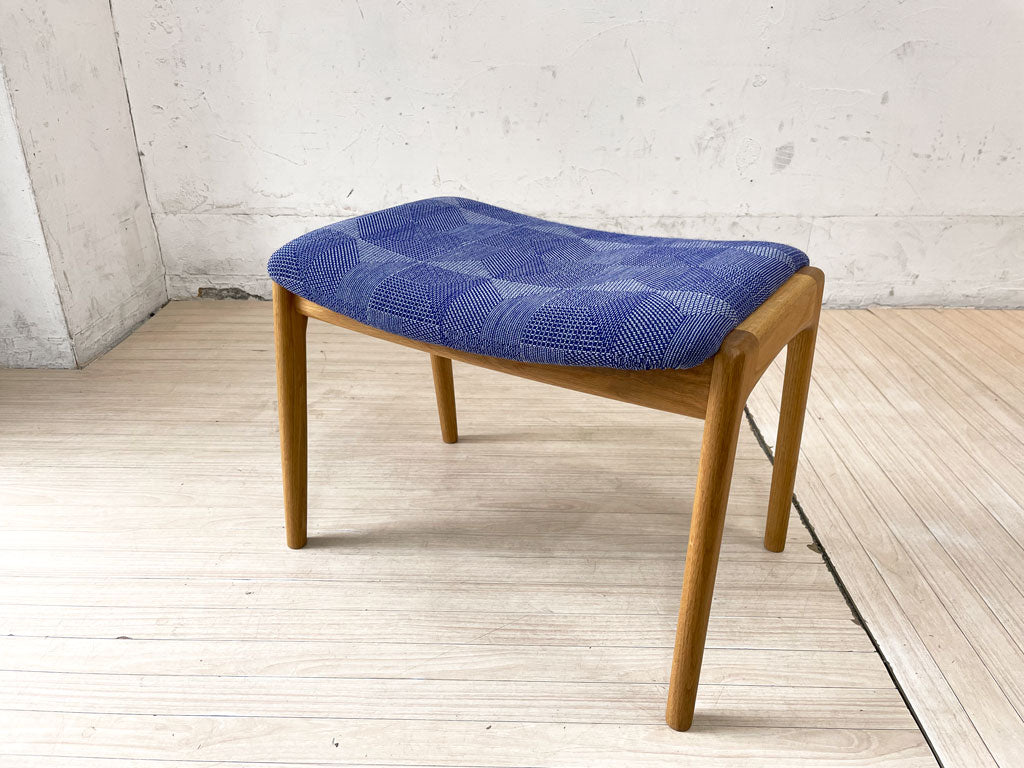 シキファニチア SIKI FURNITURE ノース オットマン Crystal Field 753 中古品 買い取りしました。