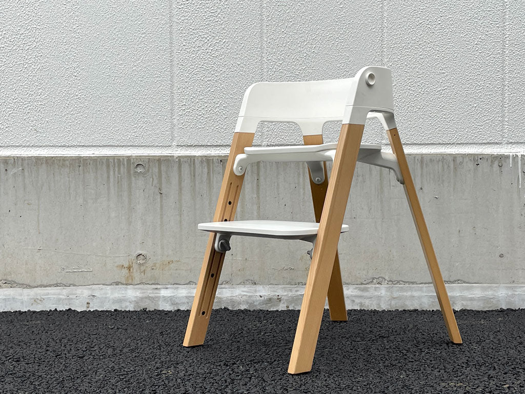 ストッケ STOKKE ステップス Steps ハイチェア オールインワンシーティングシステム ベビーチェア キッズチェア ホワイト 北欧 中古品 買い取りしました。