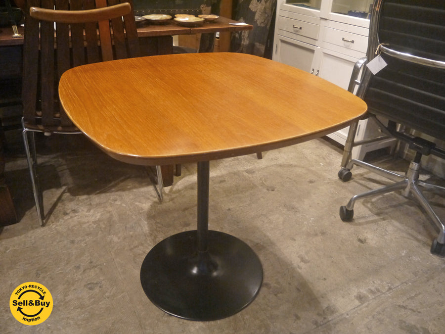 グラフ graf プランクトンテーブル Plankton table ウォールナット天板 カフェテーブル　中古品 買い取りしました！ 自由が丘店 出張買取もお任せください。