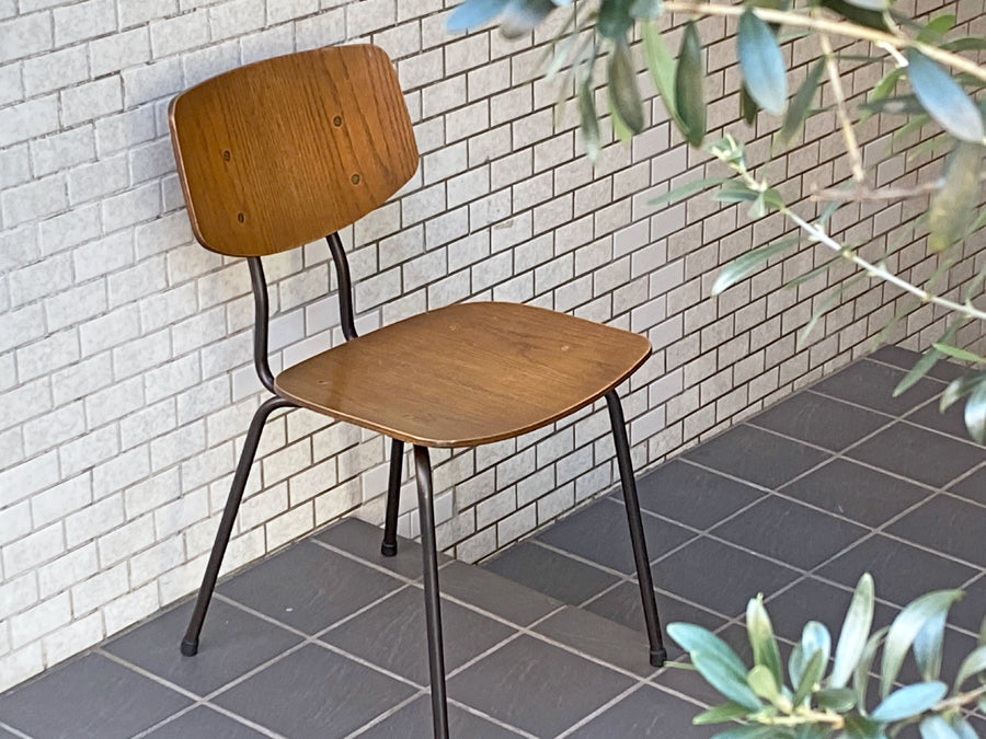 トラックファニチャー TRUCK FURNITURE スット SUTTO ダイニングチェア DINING CHAIR ナラ材 ウッドシート × スチールフレーム ～拘りが詰まった本物の一脚～