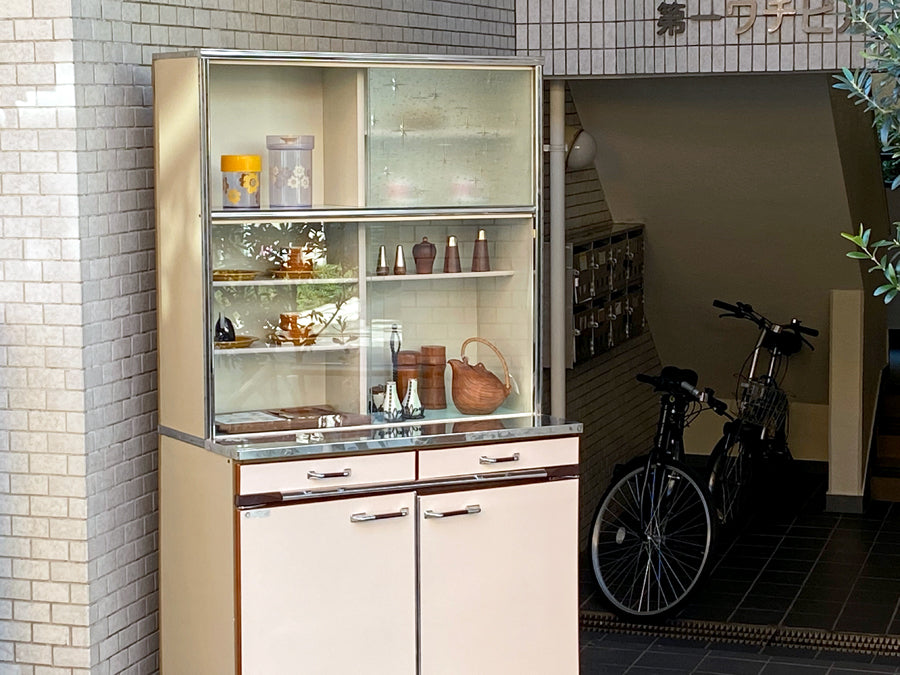 昭和レトロ レトロポップ カップボード キャビネット 食器棚 70's ジャパンビンテージ ～時代の色とデザイン～