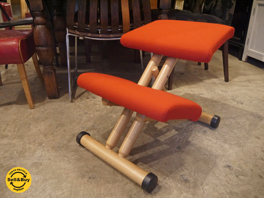 ストッケ STOKKE マルチバランス MALTI balans バランスチェア 学習椅子 レッド 北欧 ノルウェー　中古品 買い取りしました！ 自由が丘店 出張買取もお任せください。