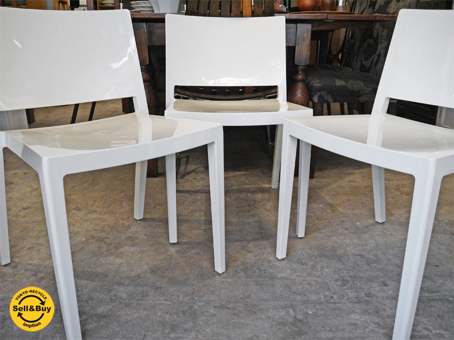 カルテル Kartell リッツ LIZZ ピエロ リッソーニ Piero Lissoni スタッキングチェア ホワイト イタリア 中古品 買い取りしました！ 自由が丘店 出張買取もお任せください。