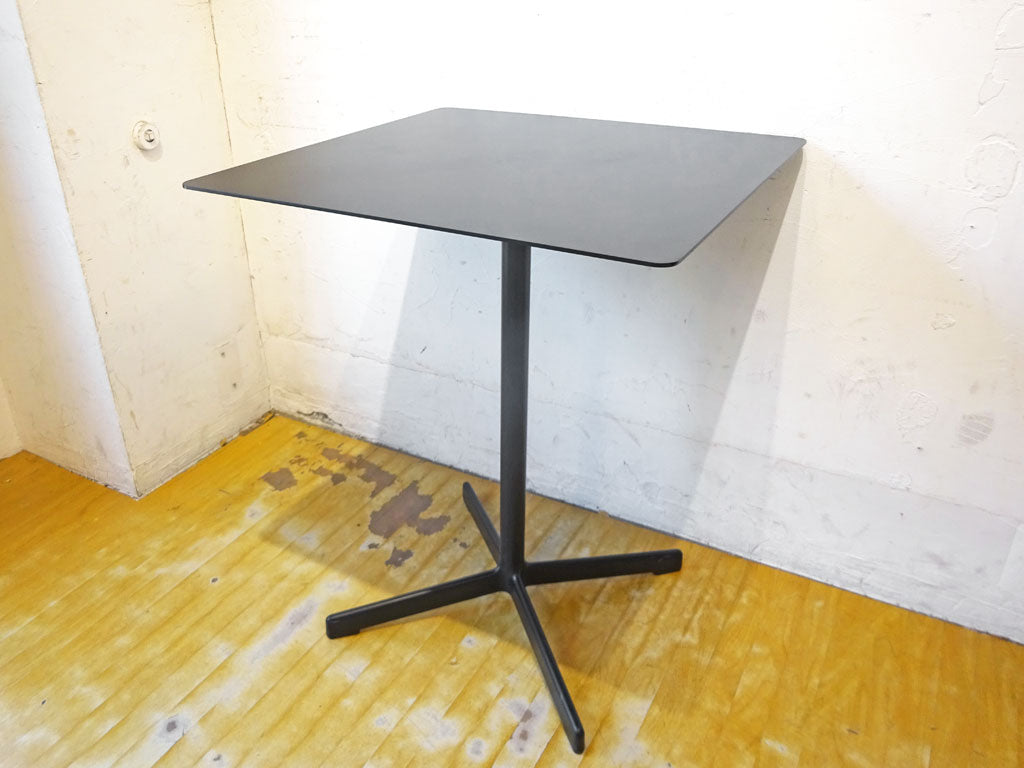 ヘイ HAY ニューテーブル NEU TABLE カフェテーブル スクエア スチール 定価￥57,200- 下北沢店 中古品 買い取りしました。