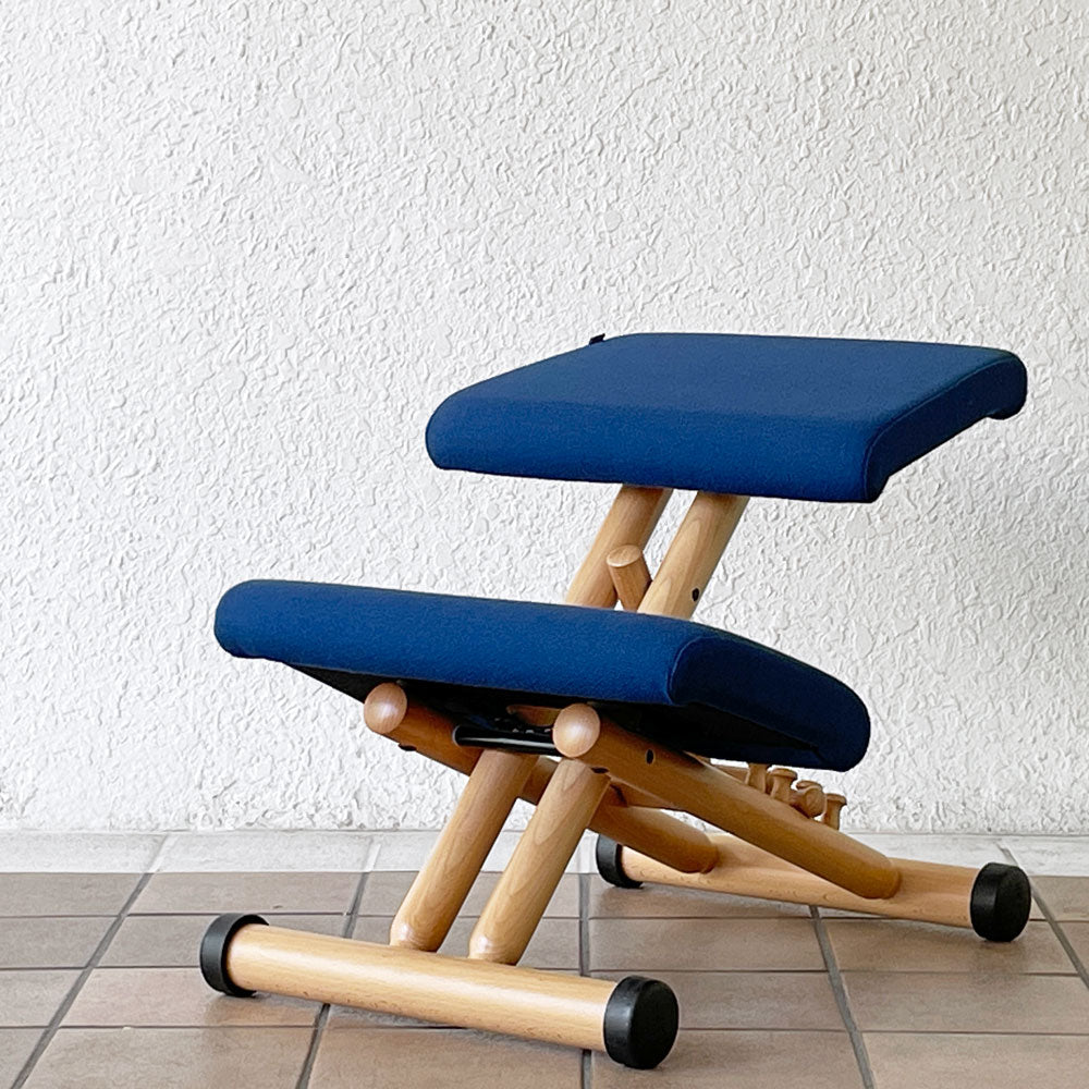【用賀店】ストッケ STOKKE ヴァリエ VARIER マルチバランス MULTI バランスチェア ブルー 学習椅子 北欧家具 買取させていただきました。
