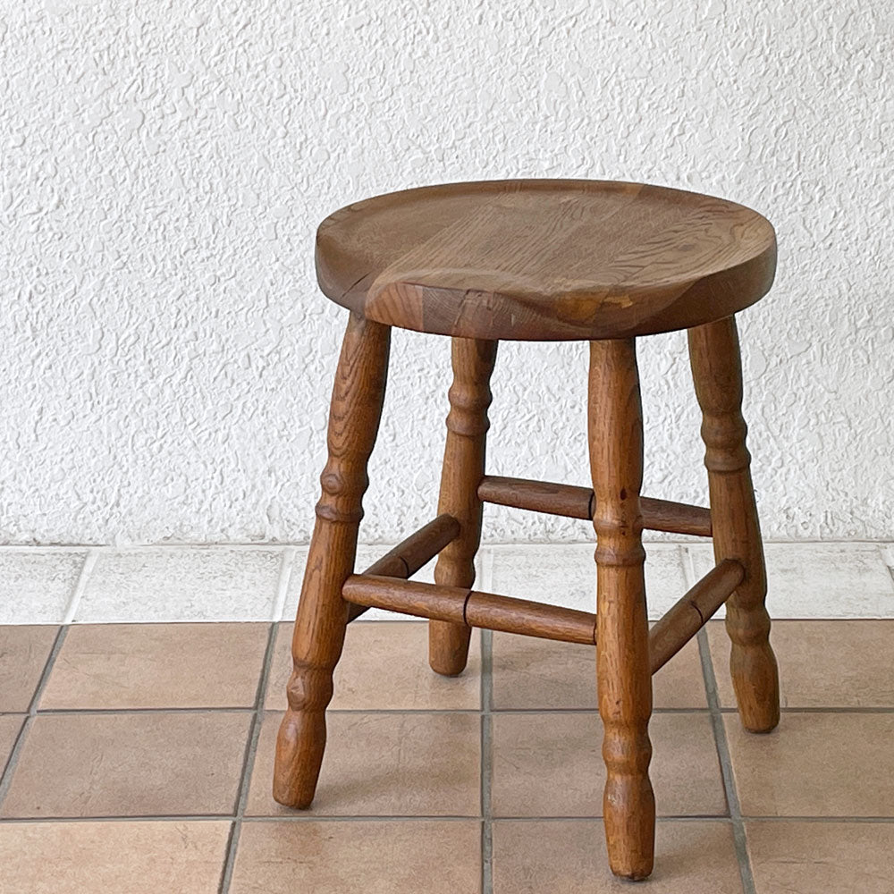 【用賀店】ビンテージ オーク無垢材 スツール ミルクスツール 腰掛け デンマーク クラシカルデザイン買取させていただきました。
