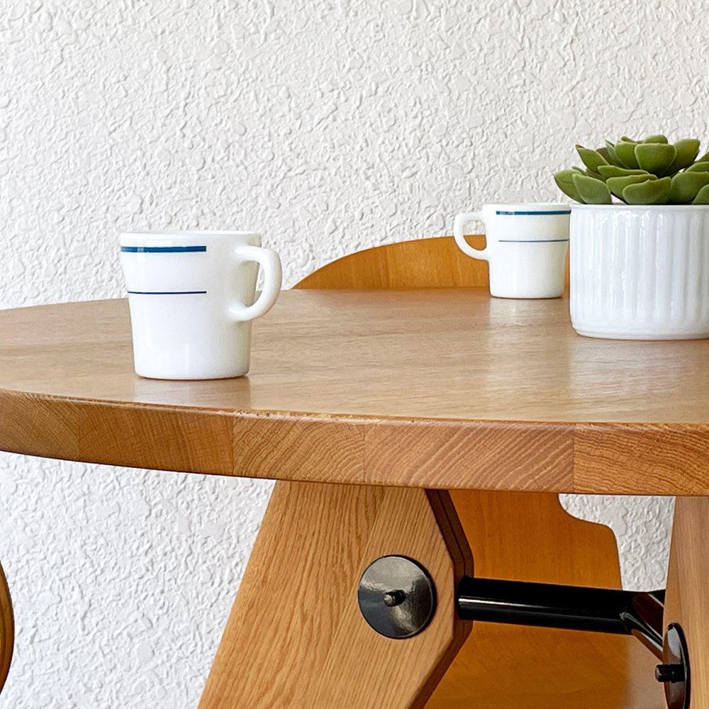 ヴィトラ vitra ゲリドン Gueridon ダイニングテーブル オーク材 無垢材 ラウンド Φ105cm ジャン・プルーヴェ～飾らないから、美しい～