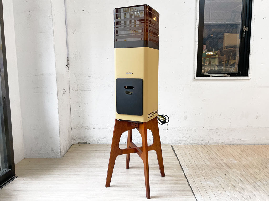 アマダナ amadana × クリティア CLYTIA 現：プレミアムウォーター ウォーターサーバー クリアボトルホルダー 天然木製置台 動作品 中古品 買い取りしました。