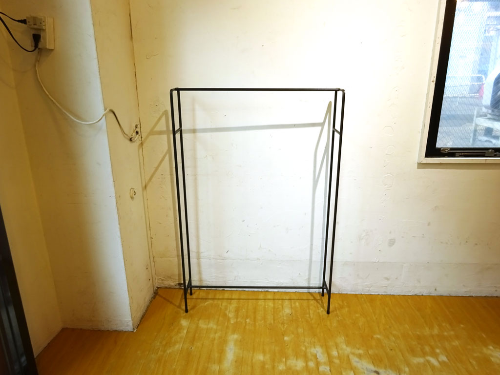 インダストリアル デザイン Industrial Design ハンガーラック アイアン コートハンガー 工業系 店舗什器 中古品 買い取りしました。