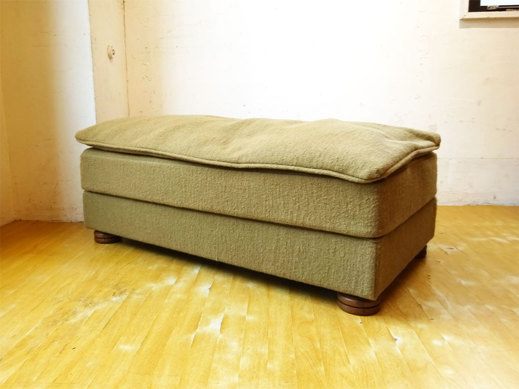 トラックファニチャー TRUCK FURNITURE HN SOFA OTTOMAN オットマン スツール フェザー×ウレタン ナラ無垢材 ウール生地 セミオーダー品 中古品 買い取りしました。