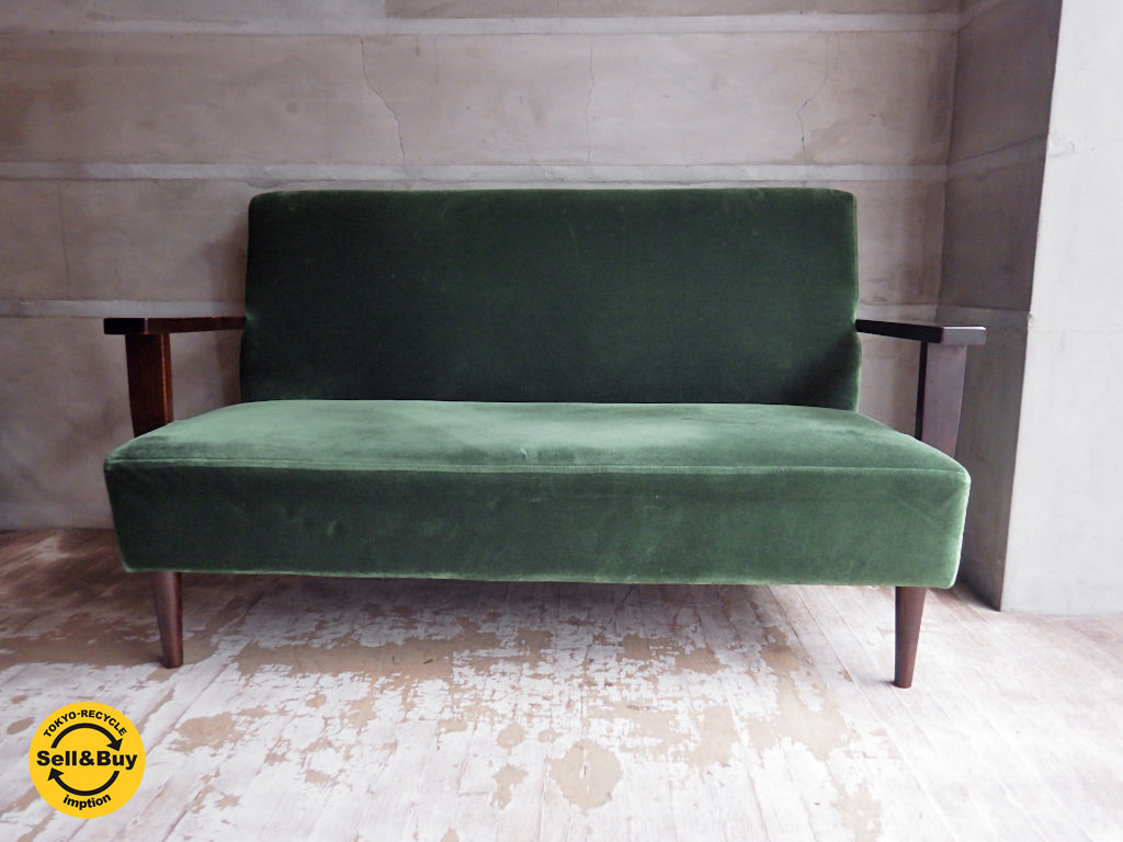 ビーカンパニー B-Company モケットファブリック 2P 2シーター ソファ グリーン 中古品 買い取りしました。学芸大学店 出張買取もお任せ下さい。